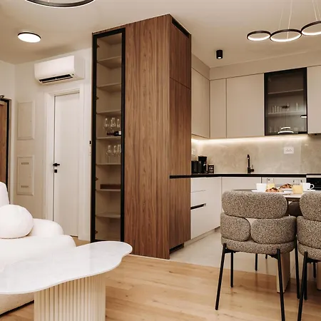 Marta Apartman